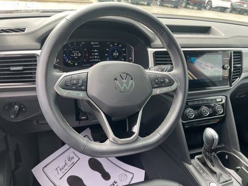 Used 2022 Volkswagen Atlas Cross Sport SE w/ Panoramic Sunroof Package image 37