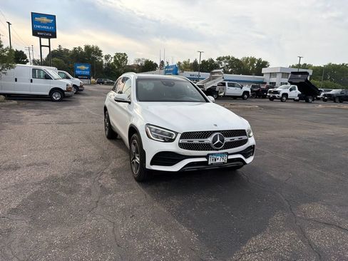 Used 2021 Mercedes-Benz GLC 300 4MATIC image 16
