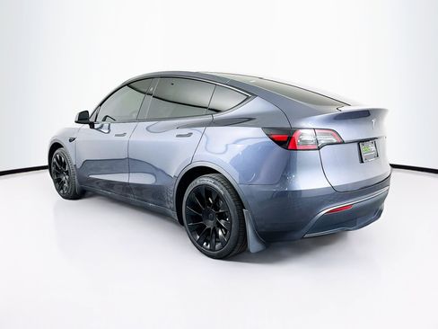 Used 2023 Tesla Model Y Long Range image 5