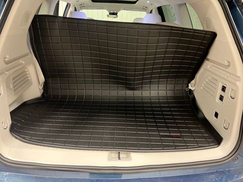 Certified 2026 Buick Enclave Avenir w/ Super Cruise Package image 12