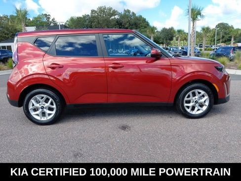 Certified 2025 Kia Soul LX w/ LX Technology Package FWD image 4