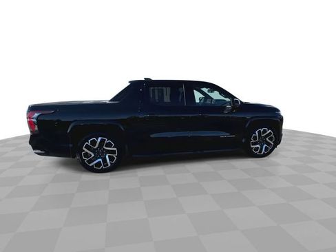 Certified 2024 Chevrolet Silverado EV RST image 10