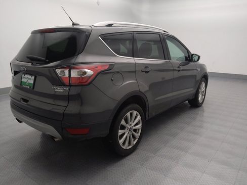 Used 2017 Ford Escape Titanium image 9