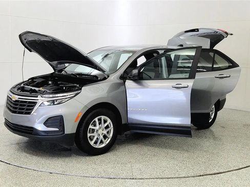 Used 2024 Chevrolet Equinox LS w/ LS Convenience Package FWD image 10