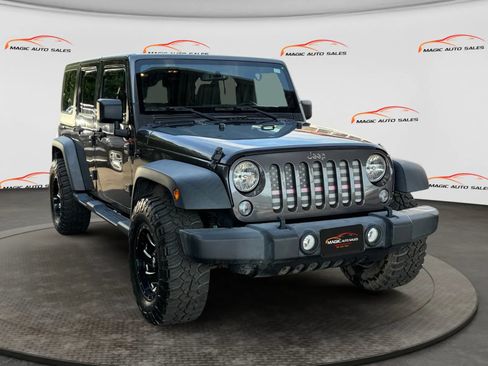 Used 2017 Jeep Wrangler Unlimited Sport w/ Quick Order Package 24S AWD/4WD image 5