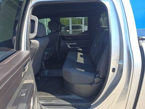 Used 2025 Toyota Tundra SR5 w/ SR5 Convenience Package AWD/4WD image 31