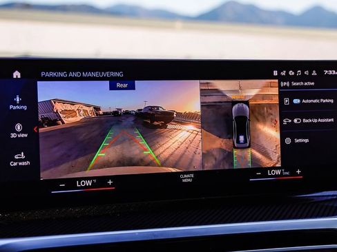 Used 2023 BMW M3 Competition image 28