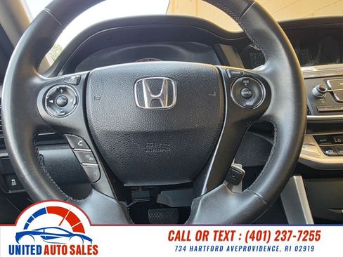 Used 2013 Honda Accord Sport image 17