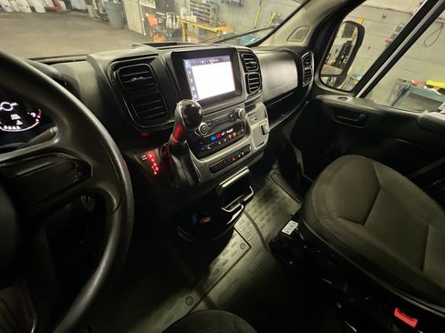 Used 2023 RAM ProMaster 2500 FWD image 25