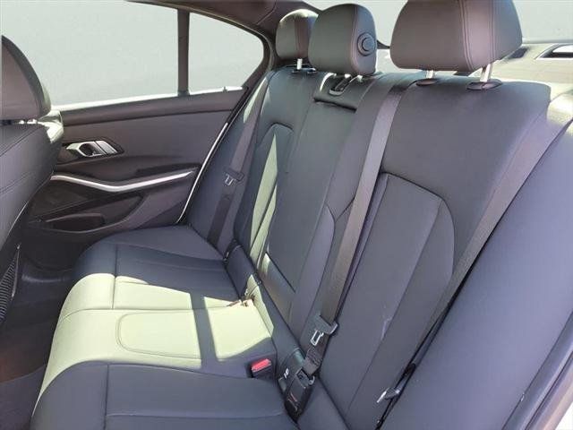 Used 2020 BMW 330i Sedan RWD image 10