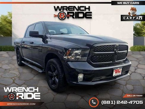 Used 2018 RAM 1500 Express w/ Black Ram 1500 Express Group image 2