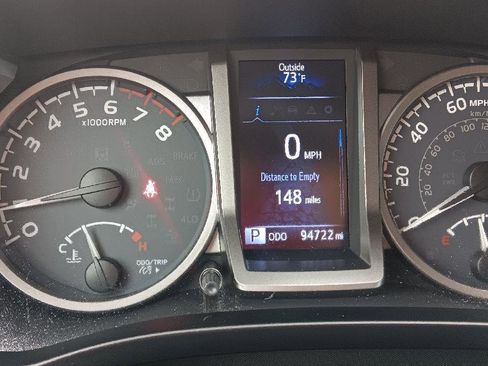 Used 2019 Toyota Tacoma SR5 image 10