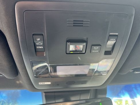 Used 2022 Lexus ES 350 F Sport w/ Accessory Package 2 FWD image 29