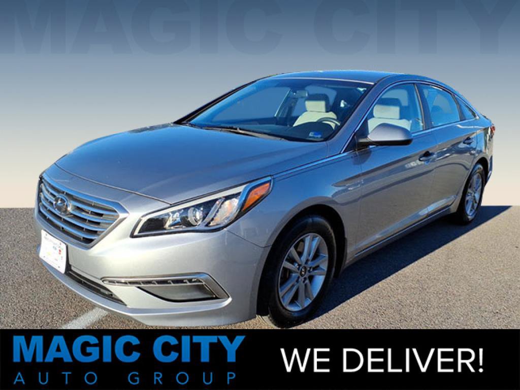 Used 2015 Hyundai Sonata SE w/ Option Group 02 FWD image 1