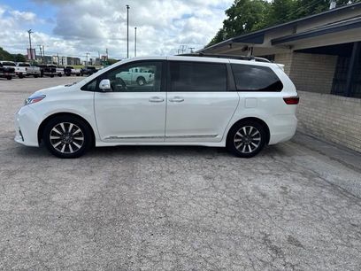Used 2019 Toyota Sienna Limited Premium