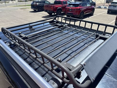 Used 2018 Toyota 4Runner TRD Off-Road Premium AWD/4WD image 39