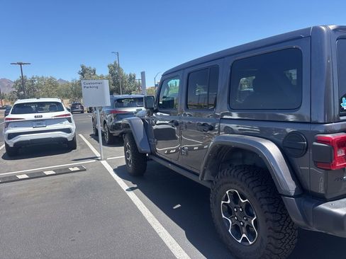 Used 2021 Jeep Wrangler Unlimited Rubicon 4xe w/ Steel Bumper Group AWD/4WD image 7