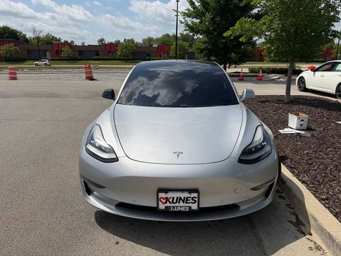 Used 2018 Tesla Model 3 Long Range AWD/4WD image 3