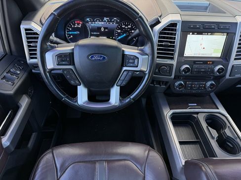 Used 2017 Ford F250 Platinum w/ Platinum Ultimate Package image 9