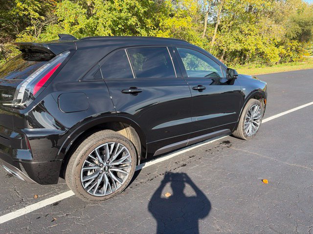 Used 2024 Cadillac XT4 Sport AWD/4WD image 11