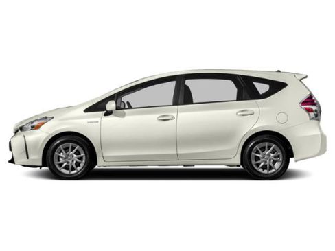 Used 2015 Toyota Prius V Four FWD image 4