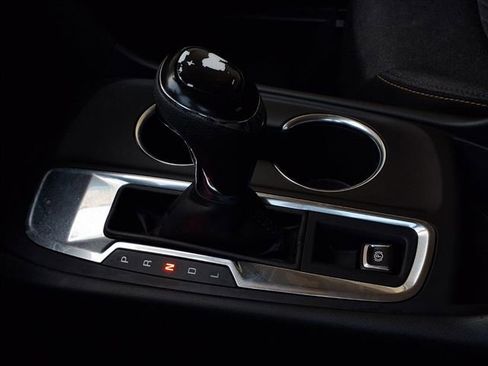 Used 2021 Chevrolet Equinox LT image 16