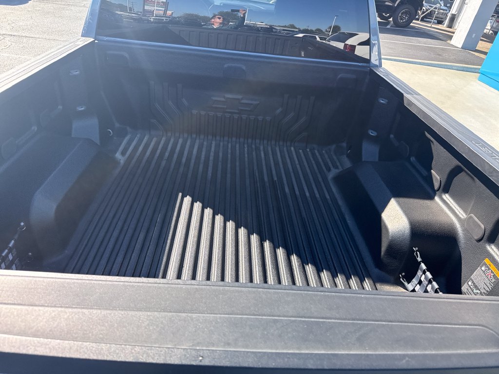 Used 2024 Chevrolet Silverado 1500 LT AWD/4WD image 27