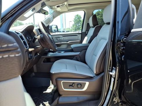 New 2026 RAM 1500 Laramie AWD/4WD image 14