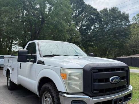 Used 2011 Ford F250 XL w/ XL Value Pkg image 8