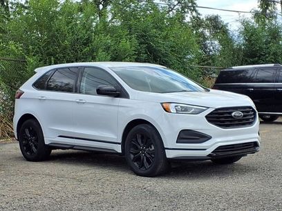 Certified 2023 Ford Edge SE w/ Black Appearance Package