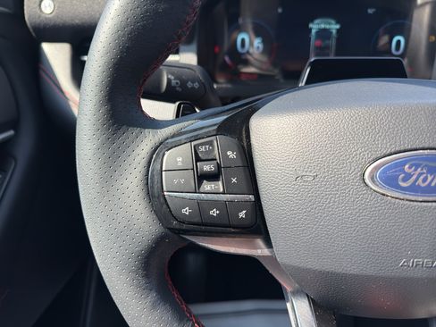 Used 2025 Ford Explorer ST RWD image 25