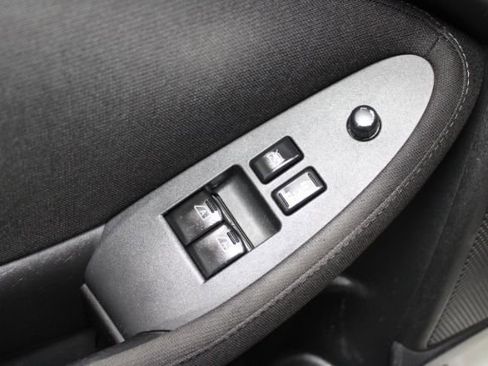 Used 2016 Nissan 370Z w/ Sport Package image 10