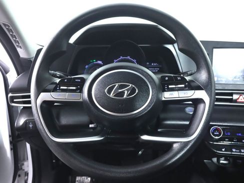 Used 2022 Hyundai Elantra Blue w/ Cargo Package FWD image 11