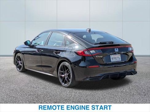 Used 2023 Honda Civic Sport image 9