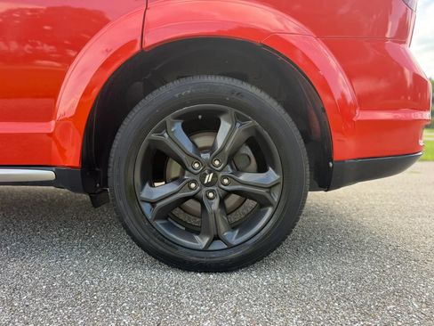 Used 2018 Dodge Journey Crossroad AWD/4WD image 33
