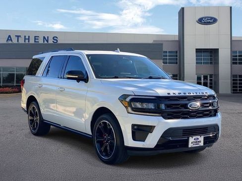 Used 2024 Ford Expedition Limited RWD image 1