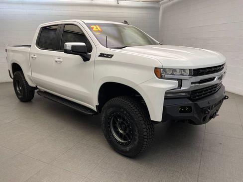 Used 2021 Chevrolet Silverado 1500 LT AWD/4WD image 4