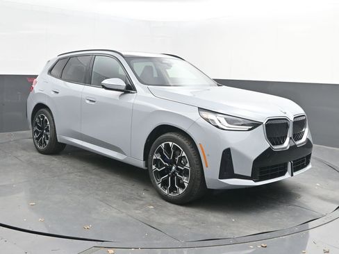 New 2026 BMW X3 xDrive30 w/ Premium Package image 9