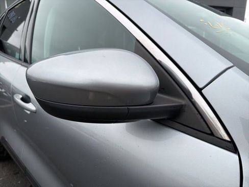 Certified 2021 Ford Escape SE image 6