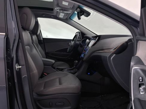 Used 2017 Hyundai Santa Fe Limited w/ Cargo Package image 25