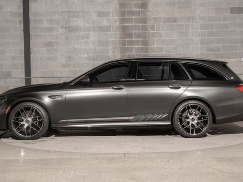 Used 2023 Mercedes-Benz E 63 AMG S image 4