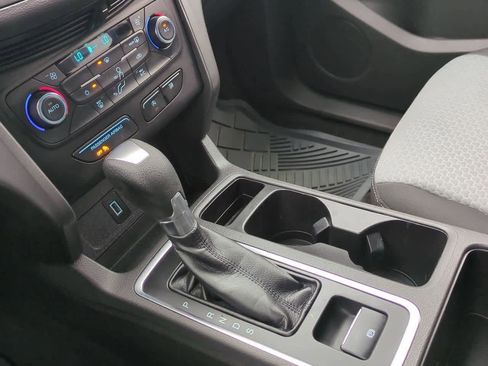 Used 2017 Ford Escape SE image 29