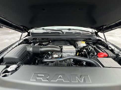 New 2026 RAM 1500 4x4 Crew Cab image 13