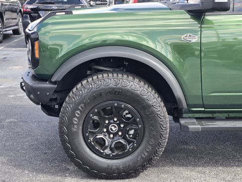 Used 2024 Ford Bronco Wildtrak image 8