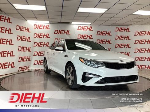 Used 2020 Kia Optima S w/ S Panoramic Sunroof Package FWD image 1