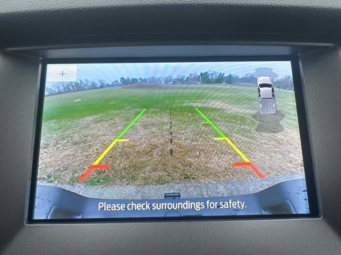 Used 2022 Ford Ranger XLT w/ Equipment Group 301A Mid image 9