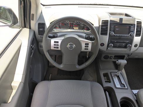 Used 2018 Nissan Frontier S RWD image 15