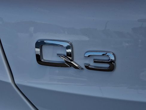 Used 2025 Audi Q3 2.0T Premium AWD/4WD image 31