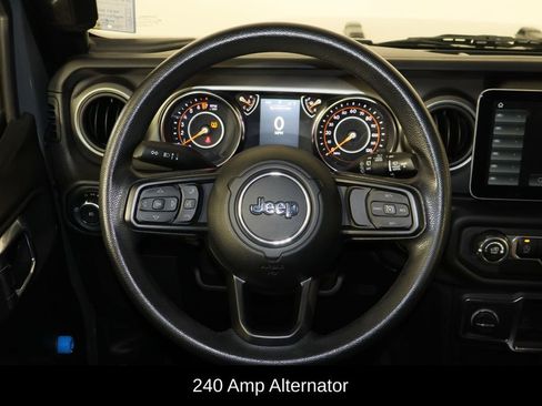 Used 2021 Jeep Wrangler Unlimited Sport image 7