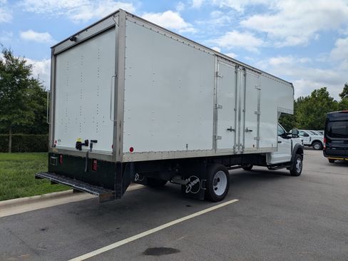 Used 2024 Ford F550 2WD Regular Cab Super Duty w/ XL Chrome Package image 4